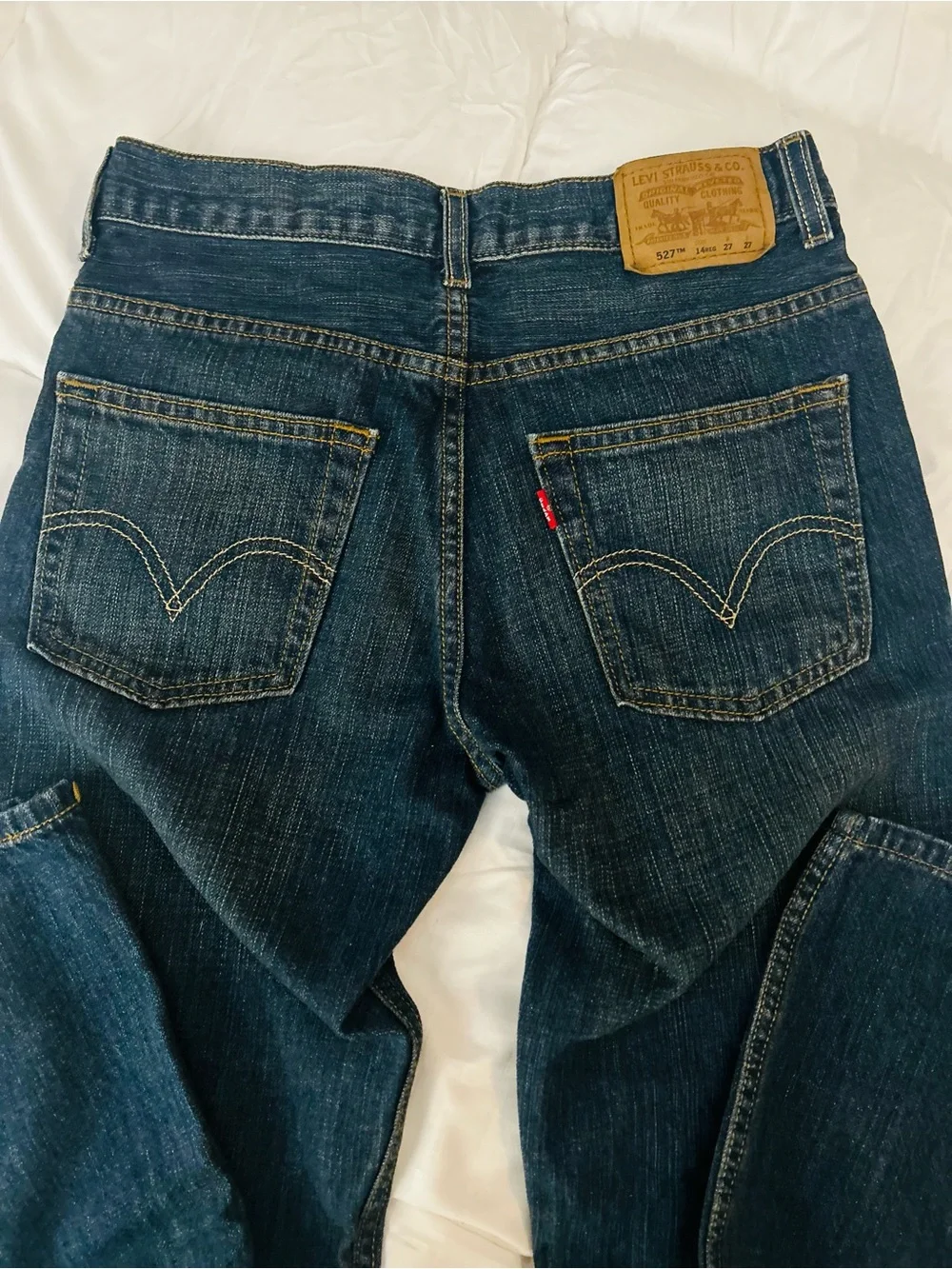 Vintage Levi's Men's Dark Indigo Straight Jeans